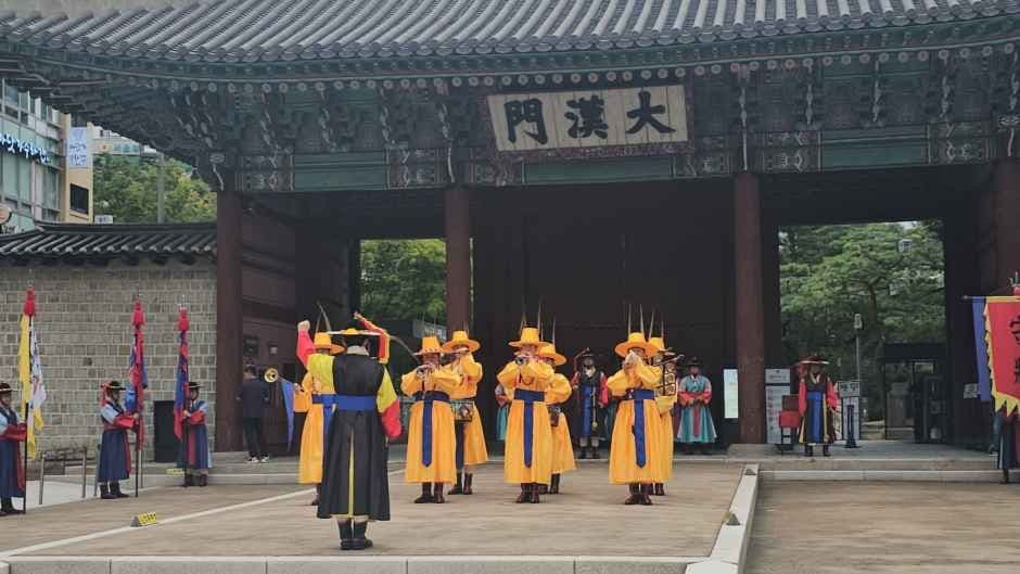 서울 왕궁수문장 교대의식 (9).jpg