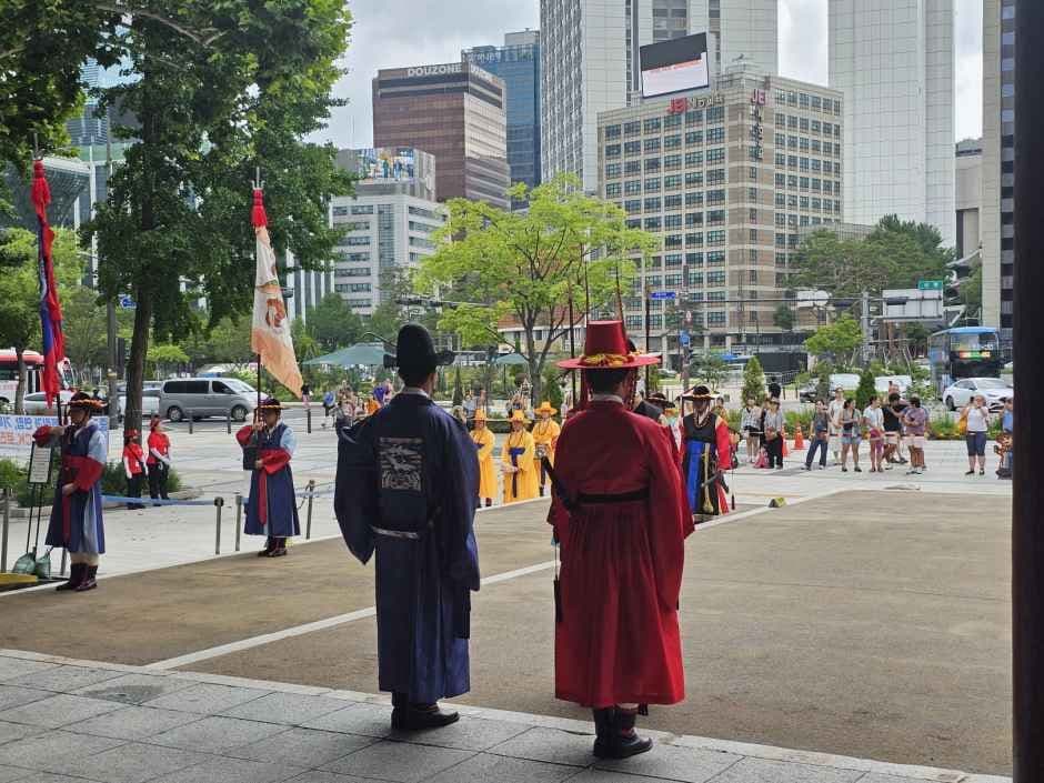 서울 왕궁수문장 교대의식 (2).jpg