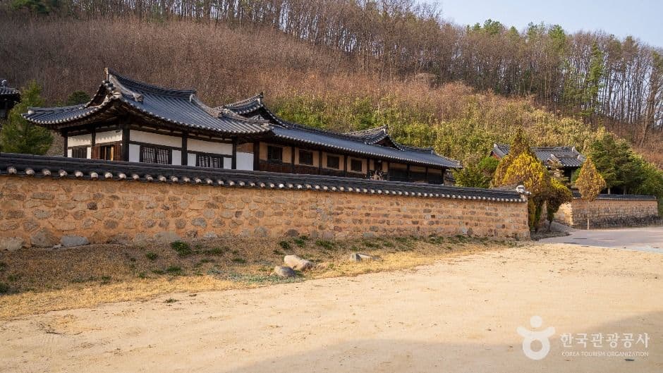 안동 고성이씨 탑동파 종택